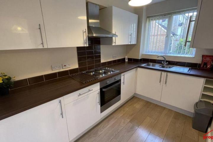 1 bed flat to rent in Thant Close, London E10