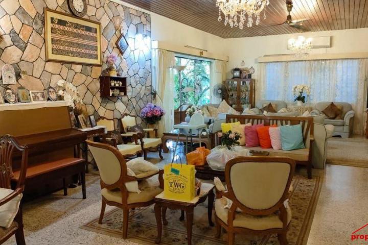 Prremium Location 2 Storey Bungalow Section 16 Petaling Jaya for Sale