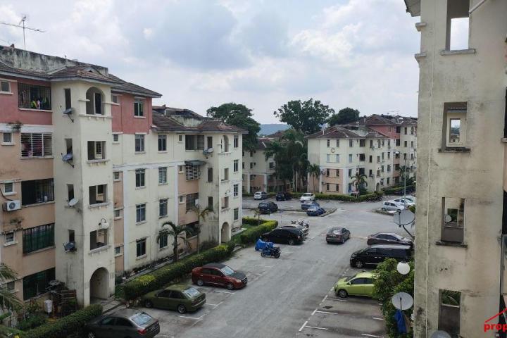 Few Unit Medium Cost Prima Apartment Kota Warisan, Sepang for Sale
