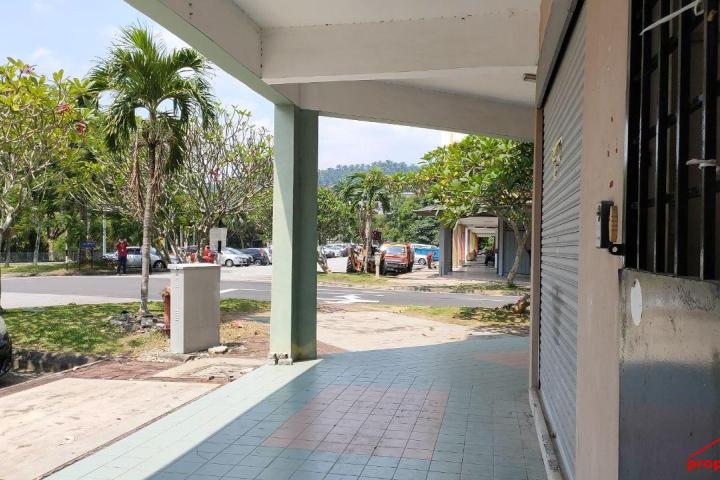 Facing Main Road 3 Storey Shop Office for Rent in Jln Airport City 1, Kota Warisan Sepang