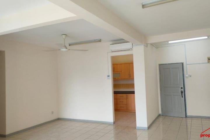 Well Kept End Unit Prima Tiara Two Apartment in Segambut KL for Sale