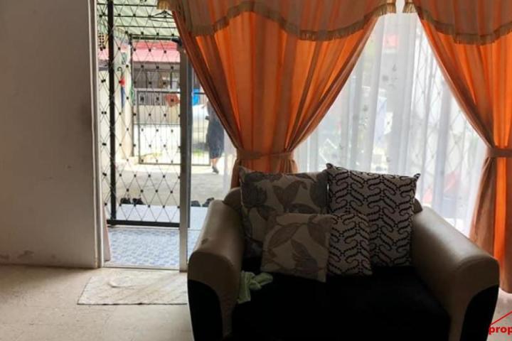 Intermediate Unit Freehold 2 Storey Terrace Taman Sri Gombak for Sale