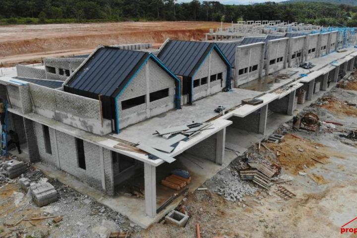 (Bebas Banjir) Projek Baru Rumah Teres Setingkat Kg Jenderam Hilir, Dengkil