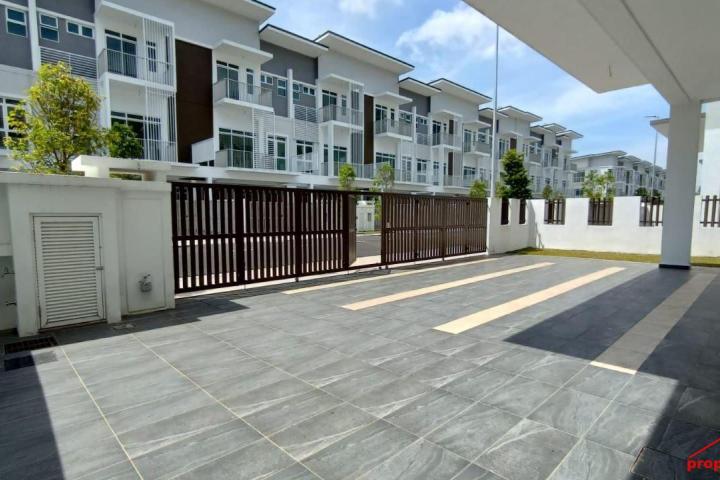 Brand New Low Density 3 Storey Semi-D Taman Puncak Indah Ampang for Sale