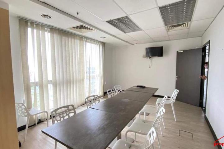 Spacious Office Unit Wisma Mont Kiara for Rent