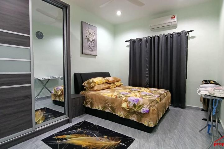 Sri Saujana Homestay 3 bedroom 2 bath