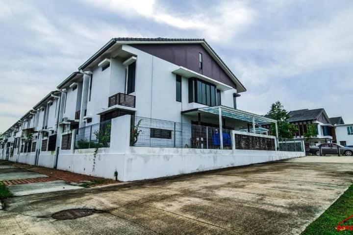 End Unit 2 Storey Link House Elmina Valley 2A Denai Alam Shah Alam @ Jalan Metafasa , Shah Alam