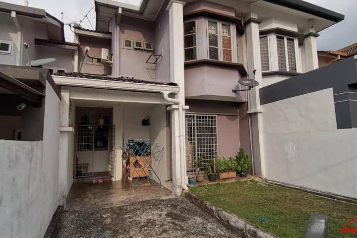 2 Storey House at USJ 12, Subang Jaya for Sale