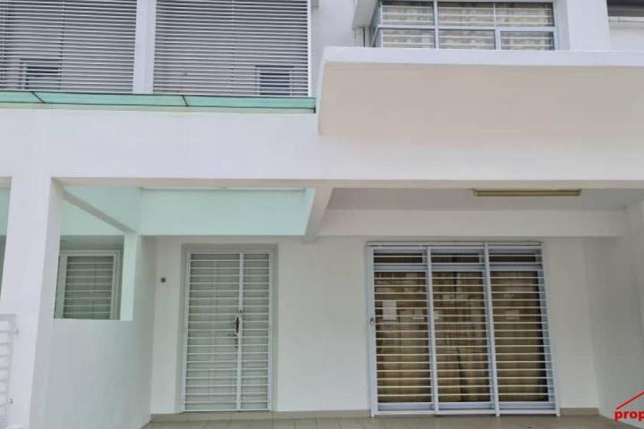 Double Storey Terrace Damai Residences, Kemuning Utama, Kota Kemuning