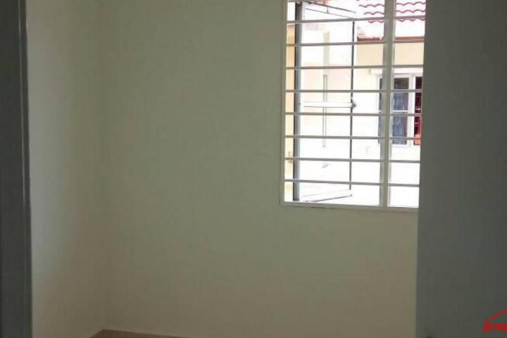 Well Kept Unit Level 4 Sri Ara Apartment Damansara for Rent
