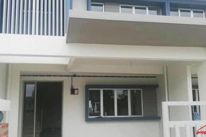 Freehold Double Storey Terrace, Greenwoods Salak Perdana, Sepang