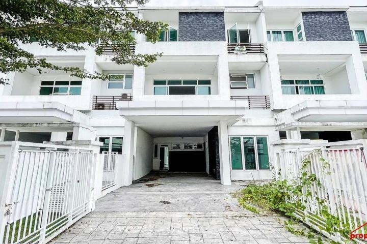 3 Storey Superlink Lagenda Waterfront Homes, Bukit Jelutong U8 Shah Alam
