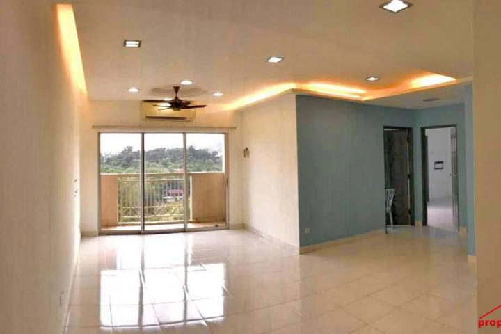 Corner Unit Villa Pavilion Condo @ Seri Kembangan for Sale