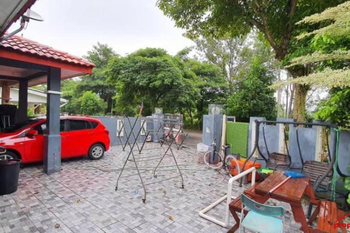 Corner Unit 2 Storey Terrace Fully Extand in Lestari Perdana, Seri Kembangan