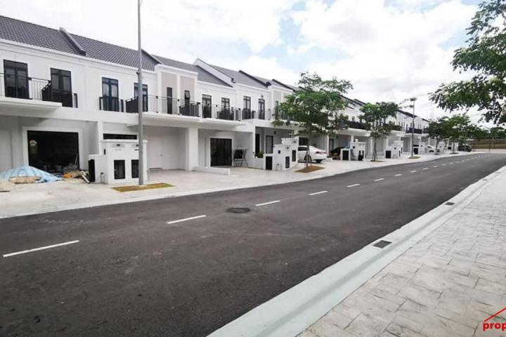 2 Storey Terrace Intermediate Unit Monet Lily Sunsuria City Sepang