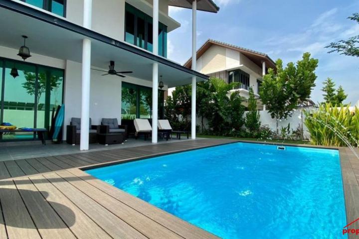 Exclusive 2 Storey Bungalow Tiana with Private Pool, Elmina Garden