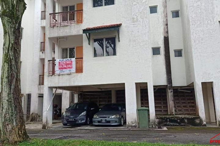 Never Occupied Level 1 Unit Impian Court Apartment Kajang