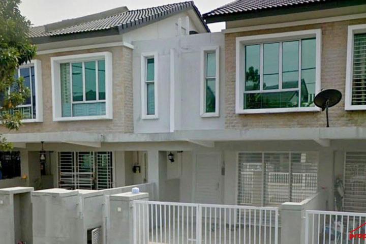 Double Storey Terrace House di Bandar Putra Permai Seri Kembangan @ Puchong